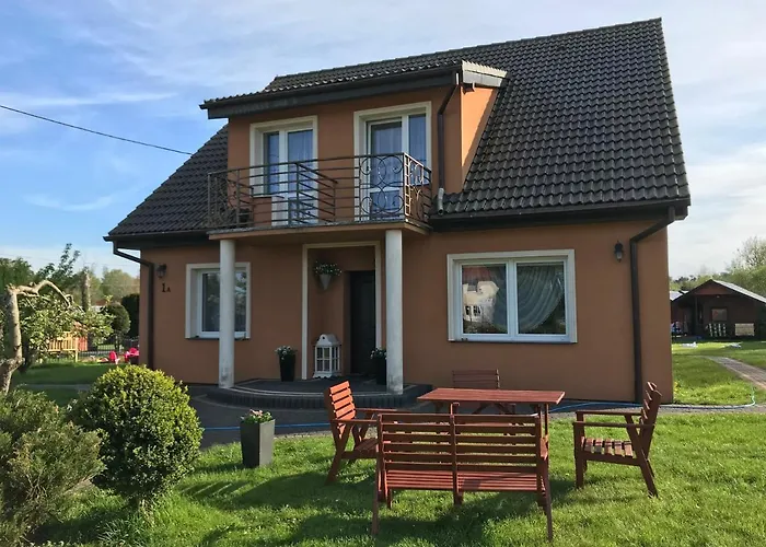 Letniskowe U Marty ロッジ ウェバ